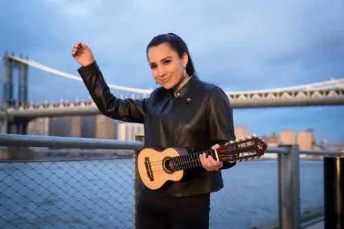 Damaris graba y presenta video en estudio que grabaron Lady Gaga y Madonna.