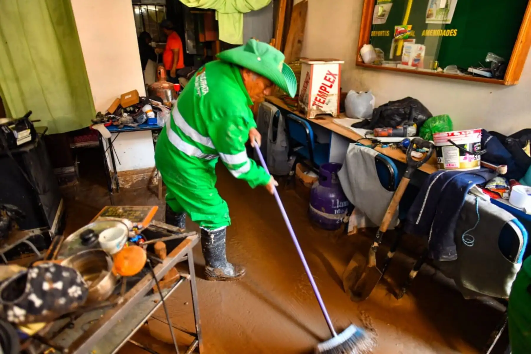 Las zonas más afectadas son La Favela y Pozo Negro, además de Cristo Rey, Baños de Jesús y alrededores donde las aguas pluviales causaron estragos a su paso.

Foto: Cortesía/Diego Ramos