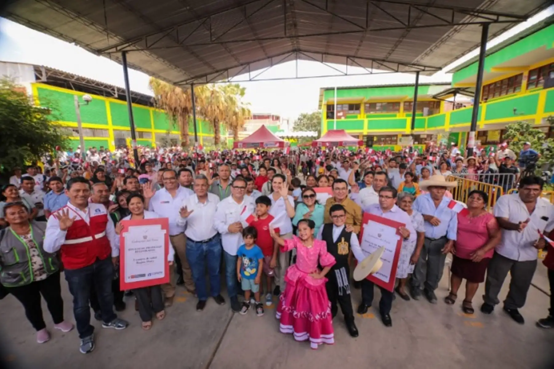 Se logró la titulación de viviendas y equipamientos urbanos de las provincias de Piura (1387), Paita (888), Sullana (635), Sechura (296), Talara (227), Morropón (203), Ayabaca y Huancabamba (64).
