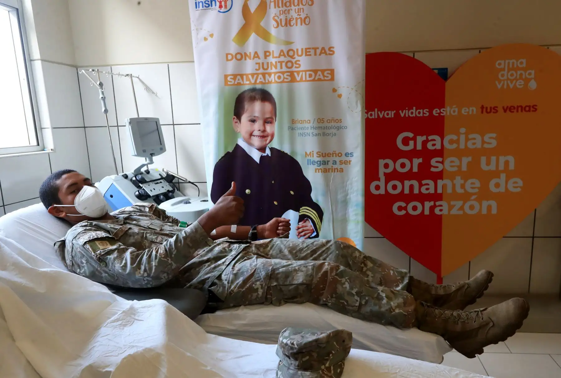El Ministro de Defensa, Jorge Chávez, junto a personal de las fuerzas armadas participó de la Campaña “Aliados por un sueño” en el Hospital del Niño de San Borja, en el marco del día mundial de la lucha contra el cáncer.
Foto: ANDINA/Mindef