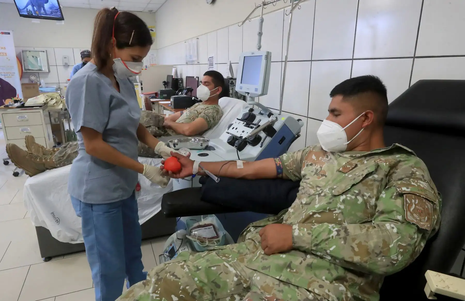 El Ministro de Defensa, Jorge Chávez, junto a personal de las fuerzas armadas participó de la Campaña “Aliados por un sueño” en el Hospital del Niño de San Borja, en el marco del día mundial de la lucha contra el cáncer.
Foto: ANDINA/Mindef