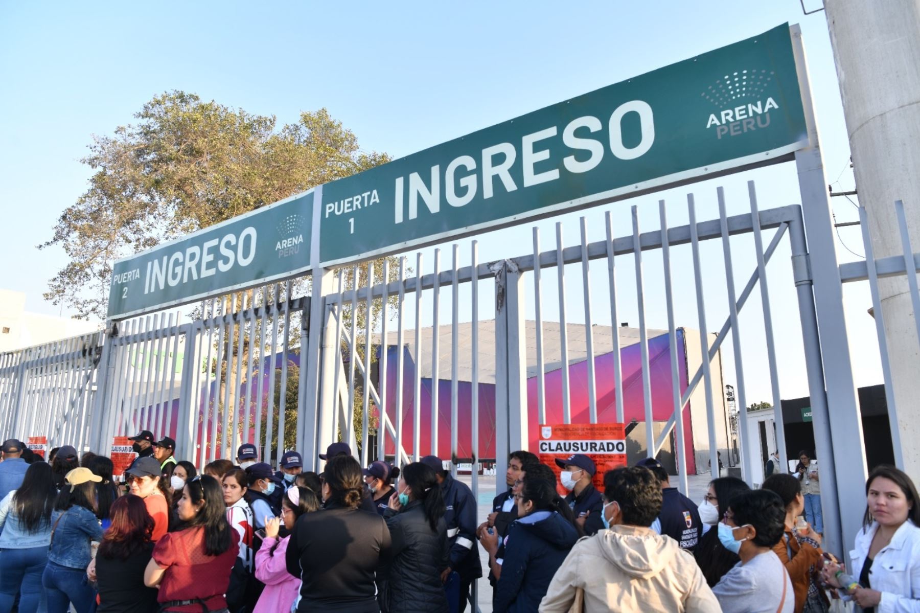 El 22 de noviembre del 2022, decenas de usuarios no pudieron ingresar al primer concierto de Juan Luis Guerra, debido a que se sobrepasó el aforo del local “Arena Perú”. Cortesía Indecopi