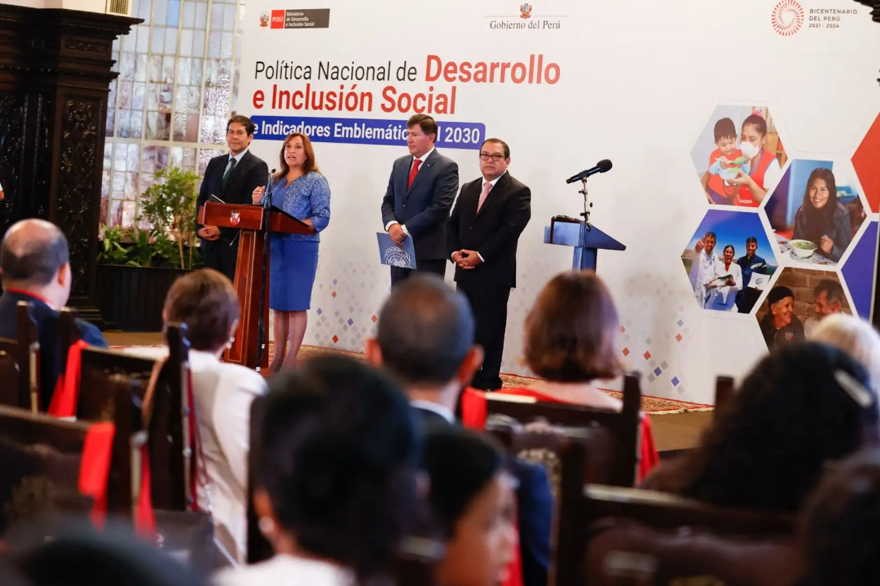 Presidenta de la república, Dina Boluarte, lideró lanzamiento de la Política Nacional de Desarrollo e Inclusión Social al 2030. Foto: ANDINA/ Prensa Presidencia