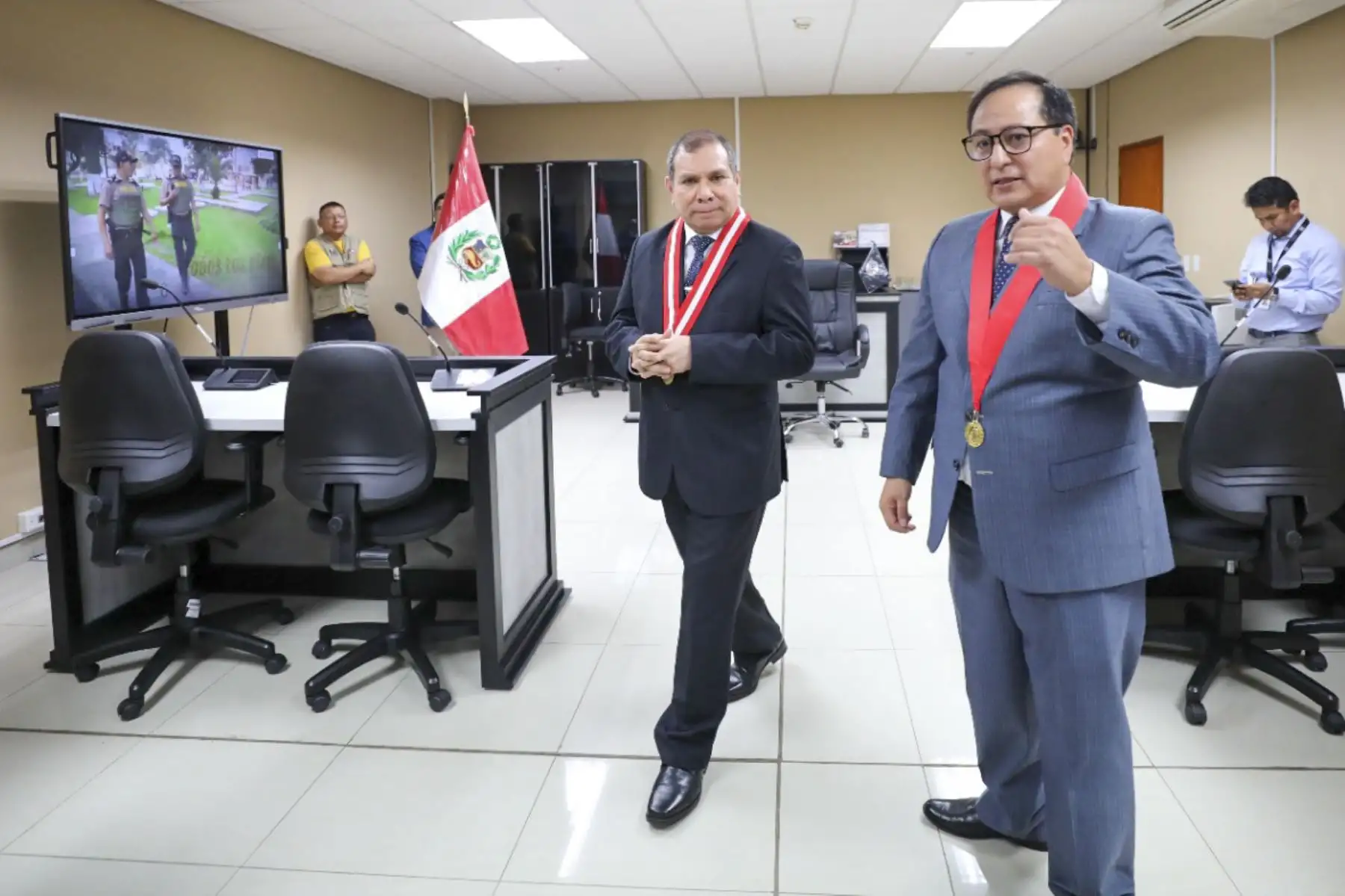 Presidente del Poder Judicial, Javier Arévalo visitó el Centro Integrado de Servicios de Administración de Justicia /CISAJ) en Villa El Salvador.

Foto: ANDINA/Poder Judicial