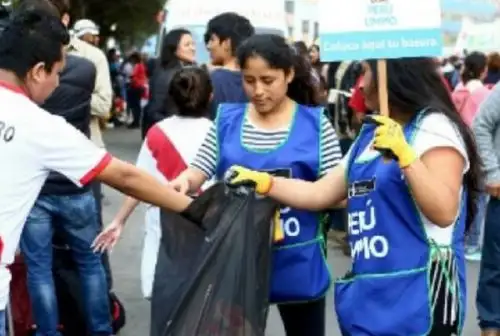 “Perú Limpio - Chuya Chuya Perú” es el nombre de la campaña que el Ministerio del Ambiente (Minam) realizará a nivel nacional y cuyo lanzamiento oficial se efectuará este martes 21 de febrero en la región Lambayeque, contando con la participación de la ciudadanía y de las instituciones comprometidas con la tarea de construir un país ambientalmente responsable.