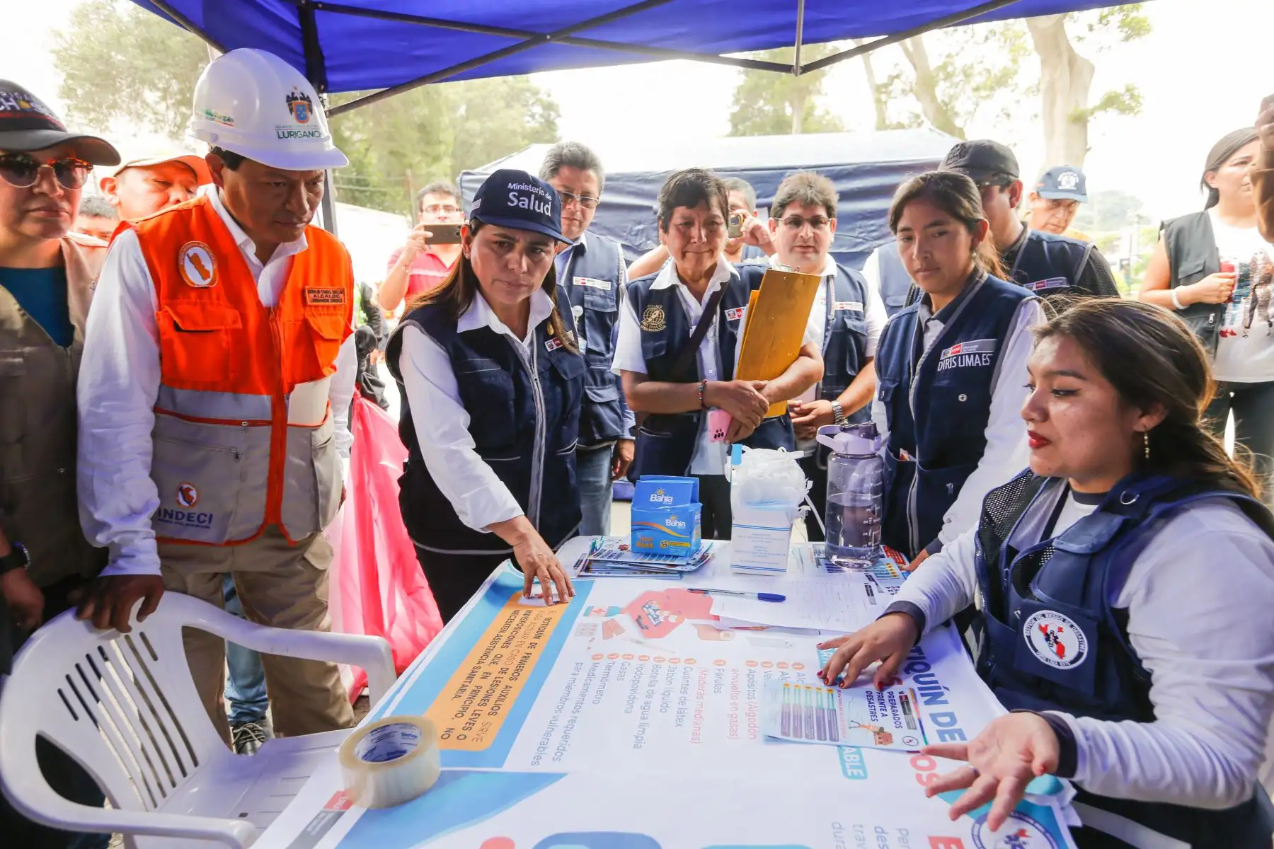 “Este simulacro sirve para estar preparados ante una emergencia por temporada de lluvias y brindar una atención rápida a la población. Conozco la necesidad de tener un nuevo hospital en Lurigancho-Chosica, por eso trabajaremos en el expediente técnico”, dijo la ministra.
Foto: ANDINA/Difusión
Foto: ANDINA/Difusión