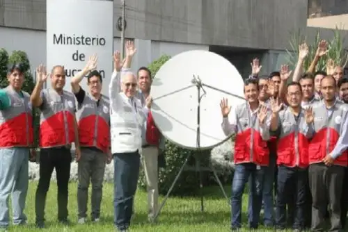 Equipos tecnológicos estaban abandonados en colegios públicos debido a falta de mantenimiento.