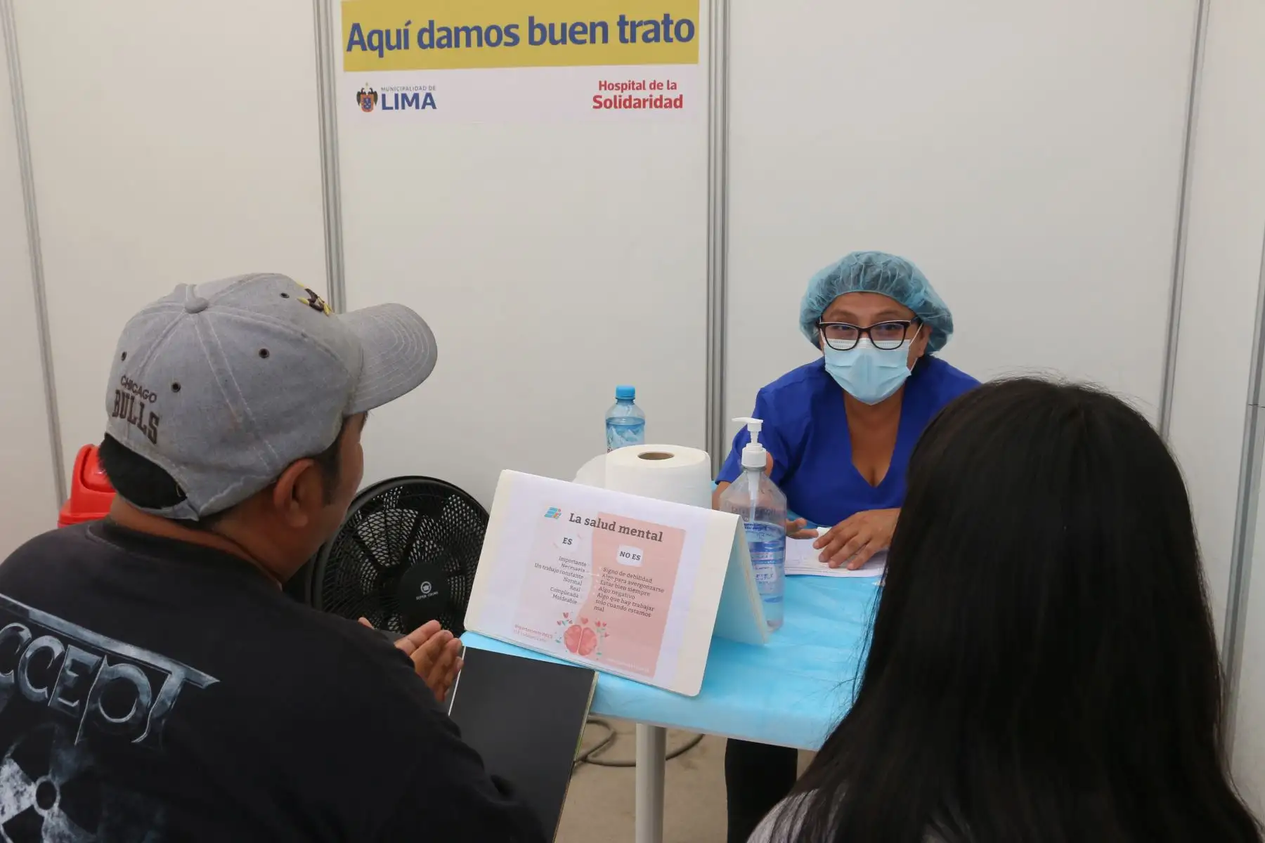 Este domingo 19 de febrero se llevo a cabo  atenciones médicas gratuitas  así como otros servicios sociales  en beneficio de  los vecinos de Pamplona Alta de San Juan de Miraflores,  siendo esta la cuarta campaña de salud “Familias Saludables”, iniciativa de Rafael López Aliaga, participan en esta mega campaña el Hospital de la Solidaridad, liderada por el Dr. Luis Rubio Idrogo,  La Gerencia de desarrollo Social, Gerencia de Participación, la Sub Gerencia de Programas Alimentarios, Lima Educa y el apoyo de apoyo de la Municipalidad de San Juan de Miraflores. 
Foto:Andina/Difusión