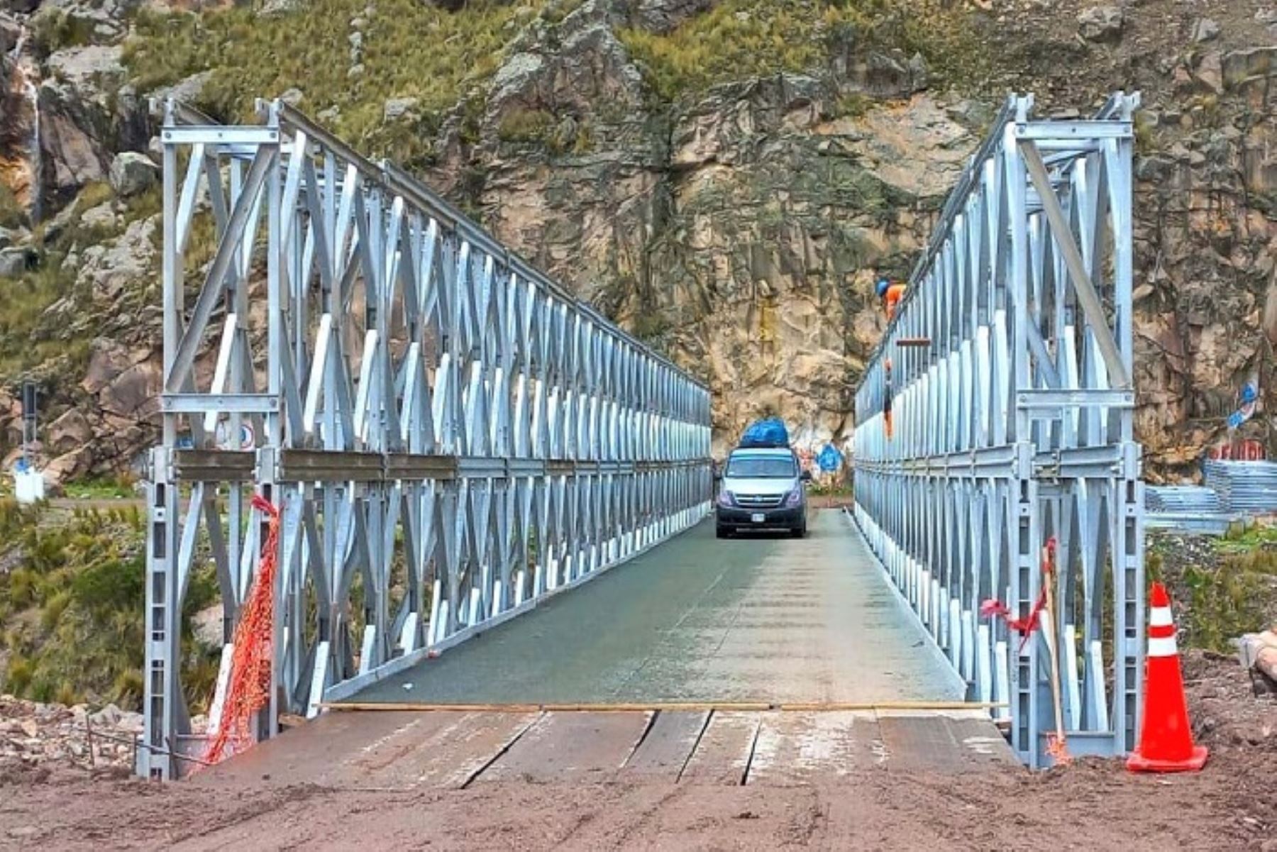 Los trabajos de instalación del puente modular se ejecutaron en 11 días, informó el Ministerio de Transportes y Comunicaciones.