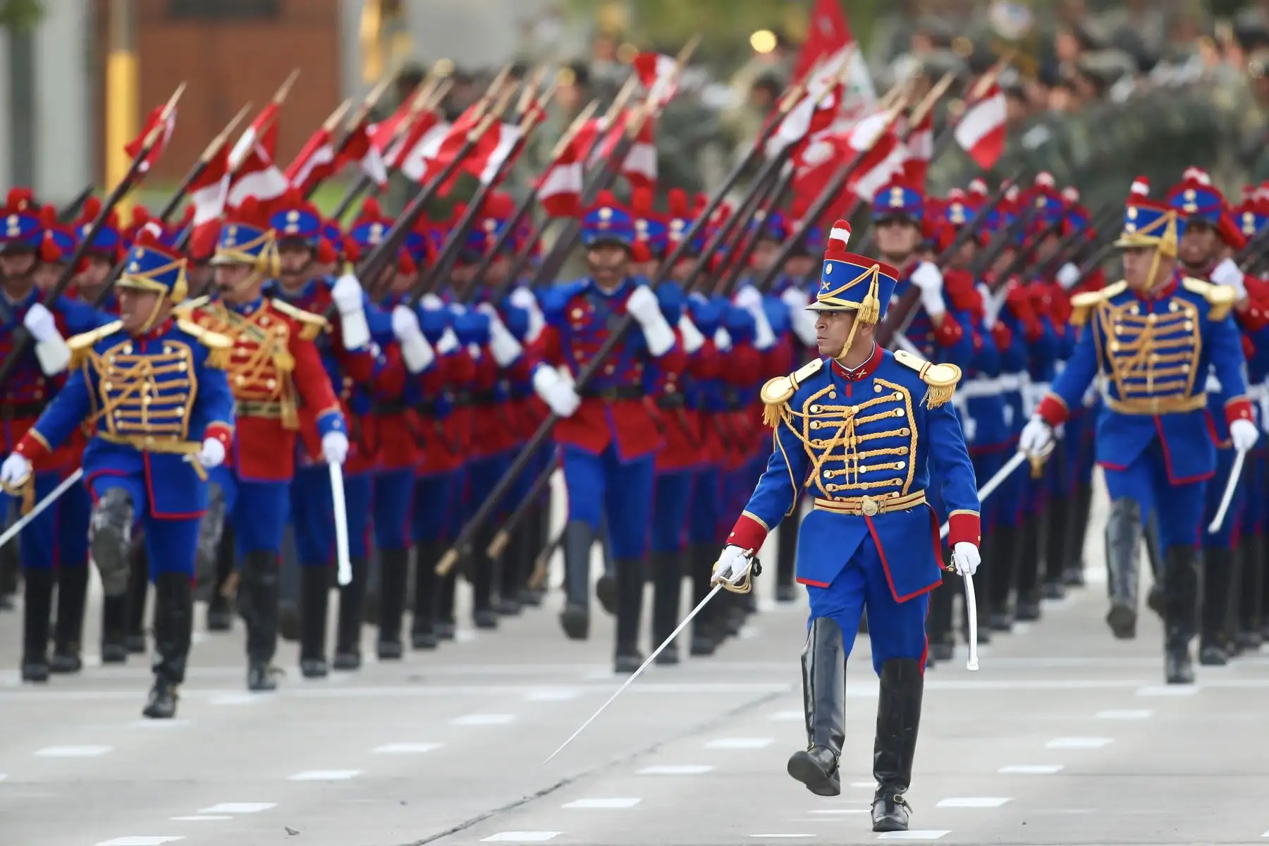 El ministro de Defensa, Jorge Chávez Cresta, presidió ceremonia por el 28° aniversario de las operaciones del Alto Cenepa.
También estuvieron presentes el titular del Congreso, José Williams Zapata; y el ministro del Interior, Vicente Romero.

Foto: ANDINA/Ricardo Cuba