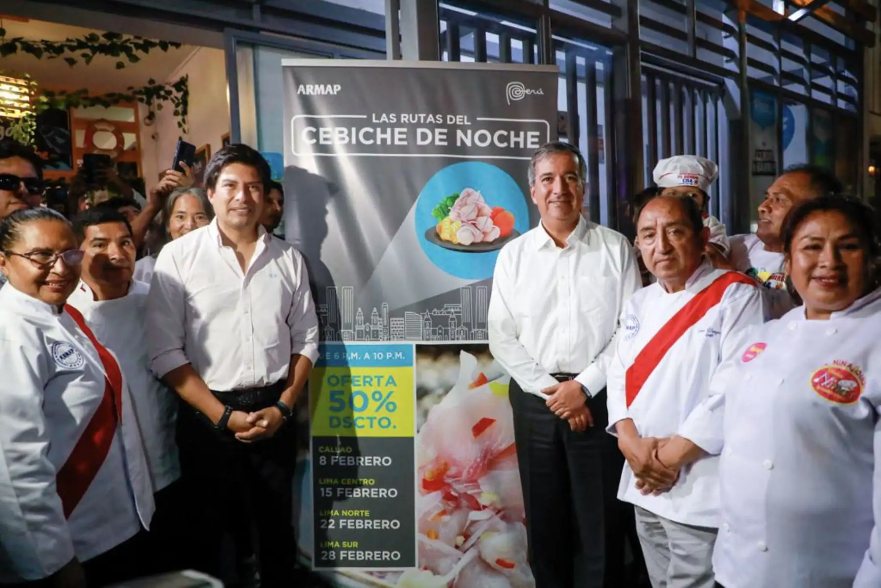 En el evento, también participaron el alcalde de San Juan de Lurigancho, Jesús Maldonado, e integrantes de la Asociación de Restaurantes Marinos y Afines del Perú, ARMAP.
Foto: ANDINA/Produce