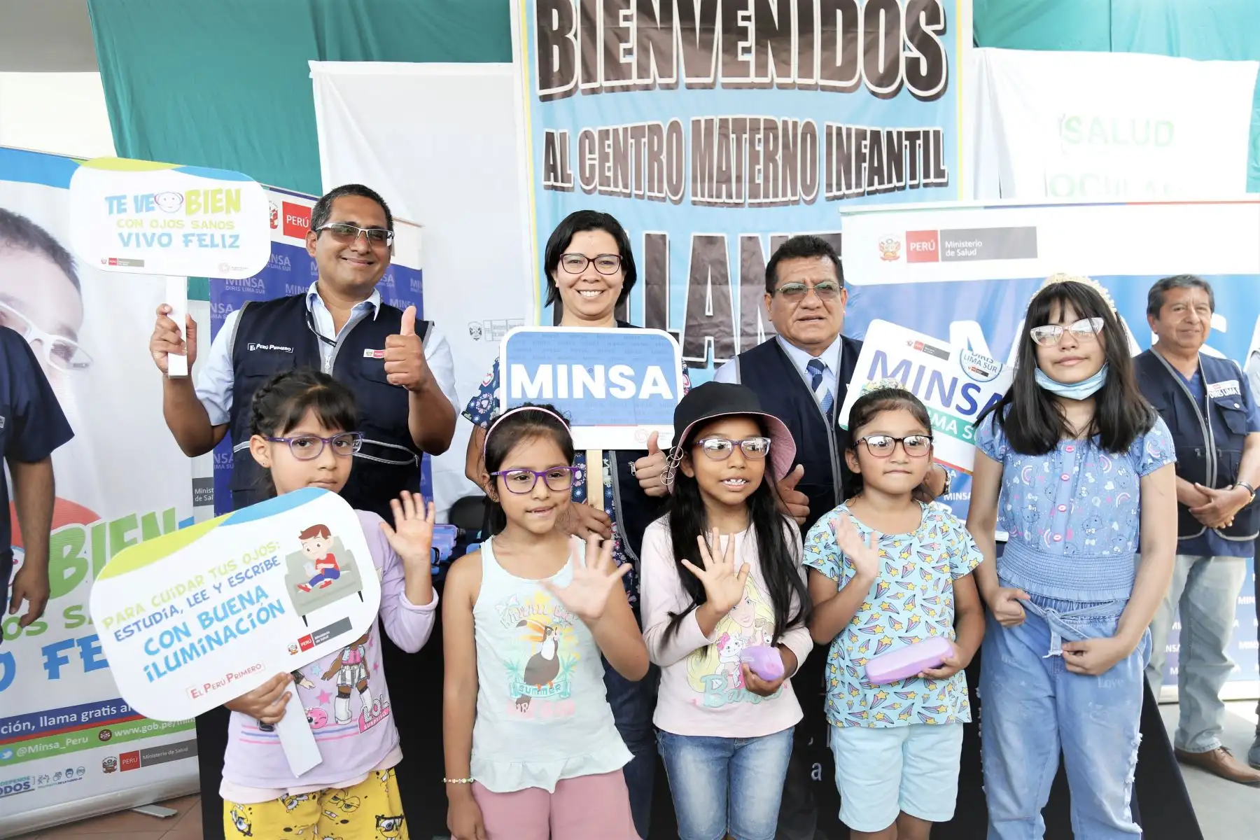 A fin de iniciar el tratamiento de deficiencia visual en niños y niñas de 3 a 11 años, el Ministerio de Salud (Minsa), a través de la Dirección de Redes Integradas de Salud (Diris) Lima sur, entregó 58 lentes correctores en el Centro Materno Infantil Ollantay, en San Juan de Miraflores, en el marco del Buen Inicio del Año Escolar 2023.
Foto: ANDINA/Minsa