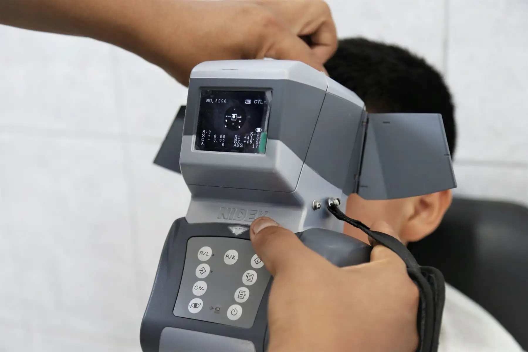 A fin de iniciar el tratamiento de deficiencia visual en niños y niñas de 3 a 11 años, el Ministerio de Salud (Minsa), a través de la Dirección de Redes Integradas de Salud (Diris) Lima sur, entregó 58 lentes correctores en el Centro Materno Infantil Ollantay, en San Juan de Miraflores, en el marco del Buen Inicio del Año Escolar 2023.
Foto: ANDINA/Minsa