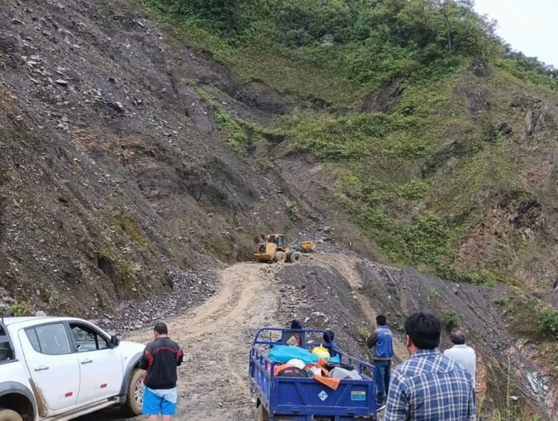 Lluvias intensas provocan nuevo deslizamiento en la carretera que une a Ayacucho con el Vraem, en la provincia de La Mar. Foto: ANDINA/difusión.