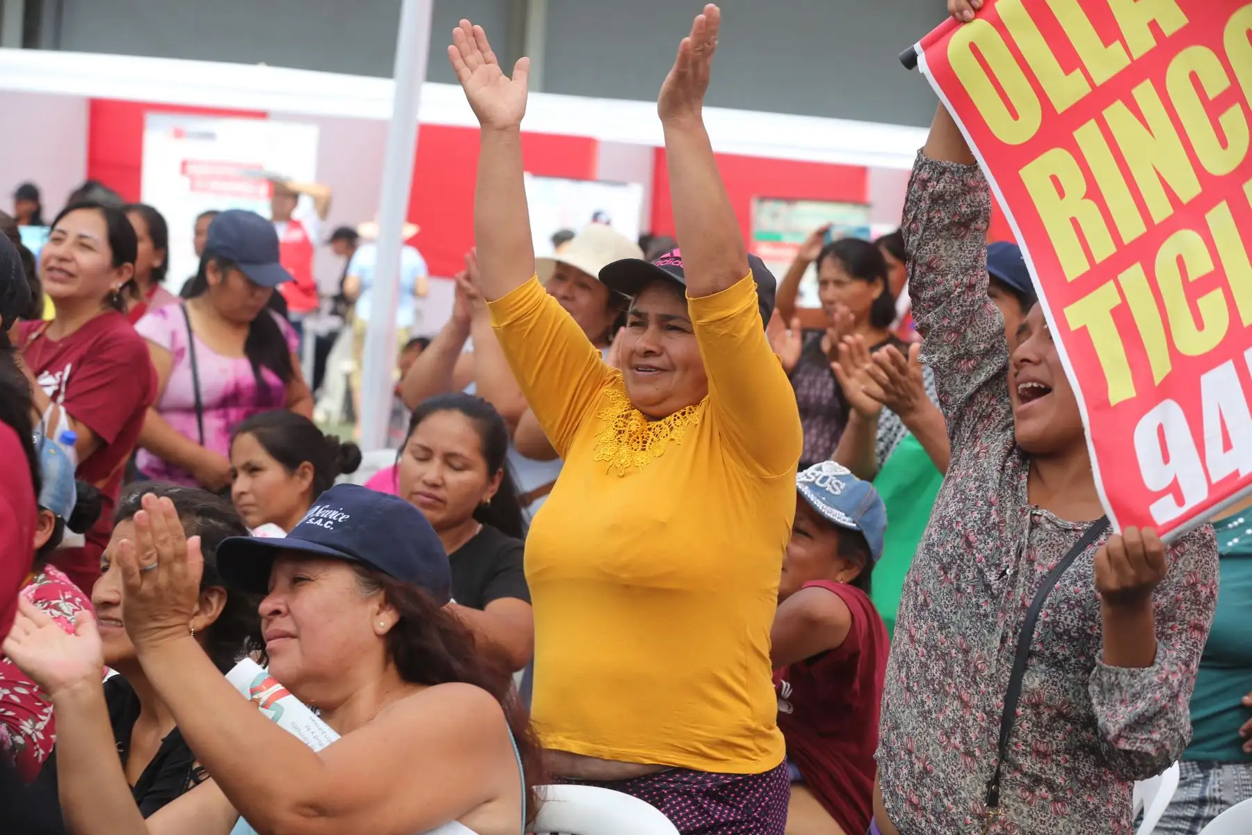 Midis inicia reparto de alimentos que favorecerán  a más de 3500 ollas comunes a nivel nacional en Villa Maria del Triunfo. 
Foto: ANDINA/Tatiana Gamarra