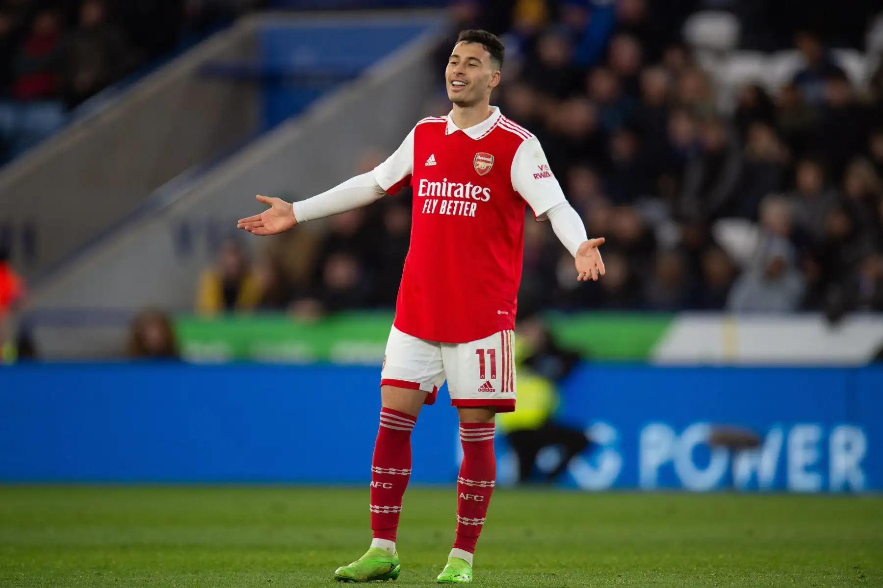 Gabriel Martinelli, del Arsenal, celebra  durante el partido de fútbol de la Premier League inglesa entre Leicester City y Arsenal, en Leicester (Reino Unido). 
Foto: EFE