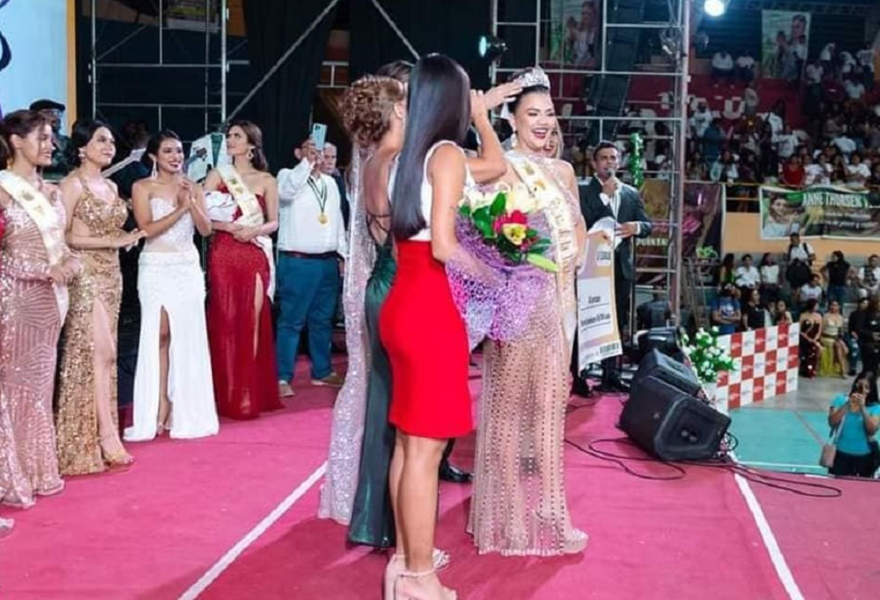 Anne Tzel-Allit Thorsen Vela fue elegida reina del 58 Festival Internacional de la Vendimia Iqueña (FIVI), entre 23 candidatas que representaron a diversas instituciones y empresas de la provincia de Ica que participaron en el certamen de belleza realizado en el coliseo deportivo del colegio San Luis Gonzaga de Ica.