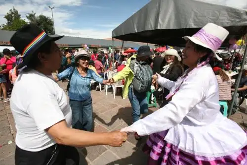 Cusco se vistió de fiesta después de varios meses. A ritmo de danzas tradicionales pobladores y turistas celebraron el Gran Remate de Carnavales- Foto: Percy Hurtado Santillán