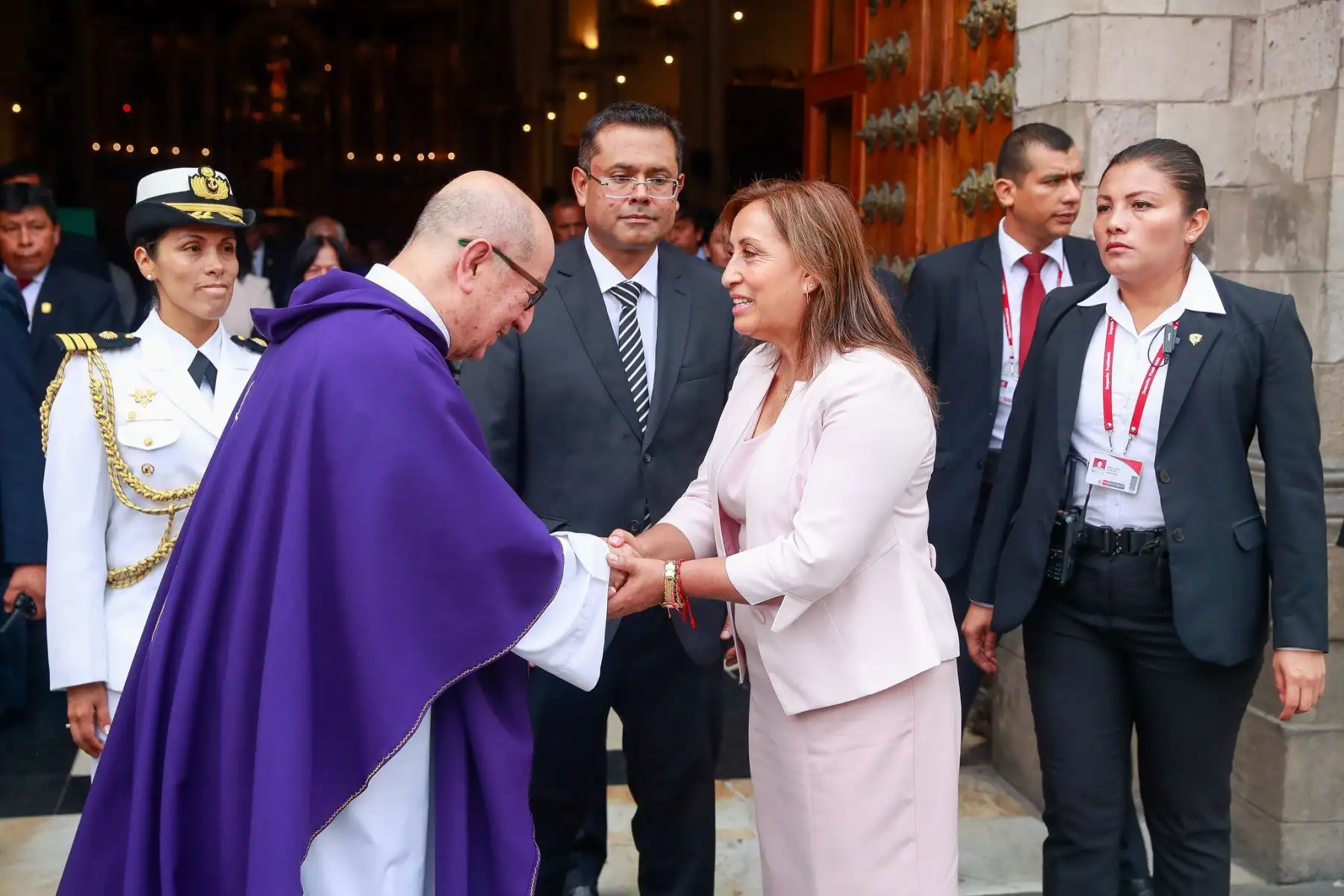 La presidenta Dina Boluarte participó en la misa por el 27 aniversario de la Dirección General de Defensa Pública y Acceso a la Justicia del Ministerio de Justicia, instancia que garantiza el derecho de defensa de todas las peruanas y peruanos. Foto: ANDINA/Presidencia Perú