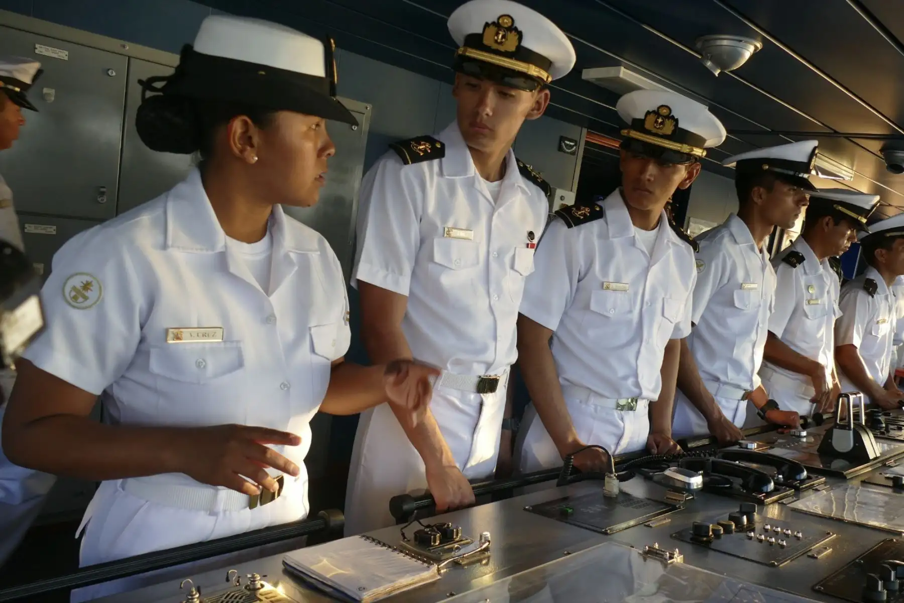 El viaje de instrucción, que contempló de manera simultánea, la ejecución de un entrenamiento operacional de las fuerzas navales, incluyó también, la recalada de unidades navales en los puertos de Paita, Salaverry, Chimbote y Pisco, donde los cadetes navales y alumnos, llevaron a cabo un nutrido programa de actividades protocolares, cívico-militares, culturales y limpieza de playas, orientadas a fortalecer la presencia naval en el litoral peruano y las relaciones con la población de las diferentes regiones