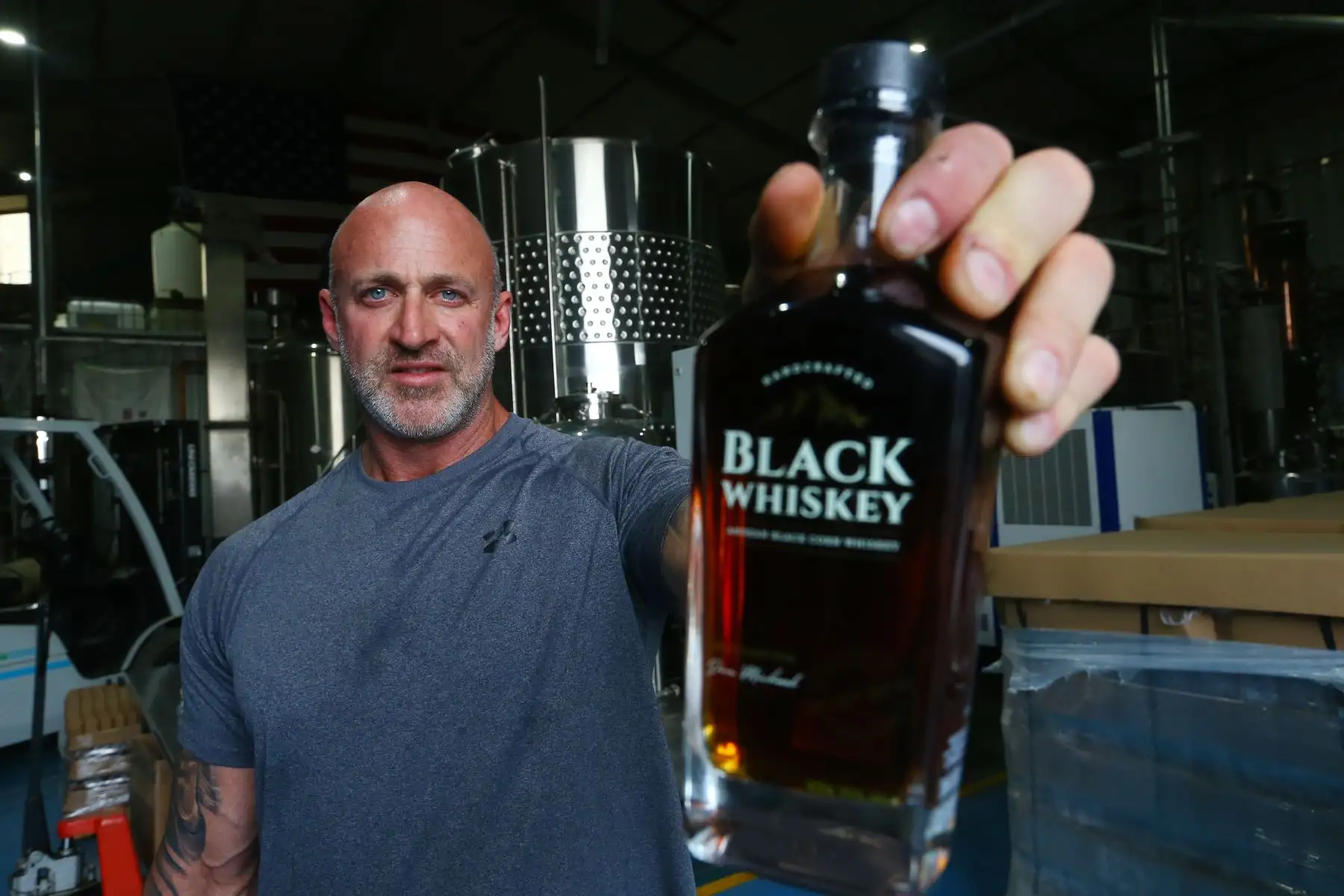 Don Michael: conoce al creador del whisky hecho a base de