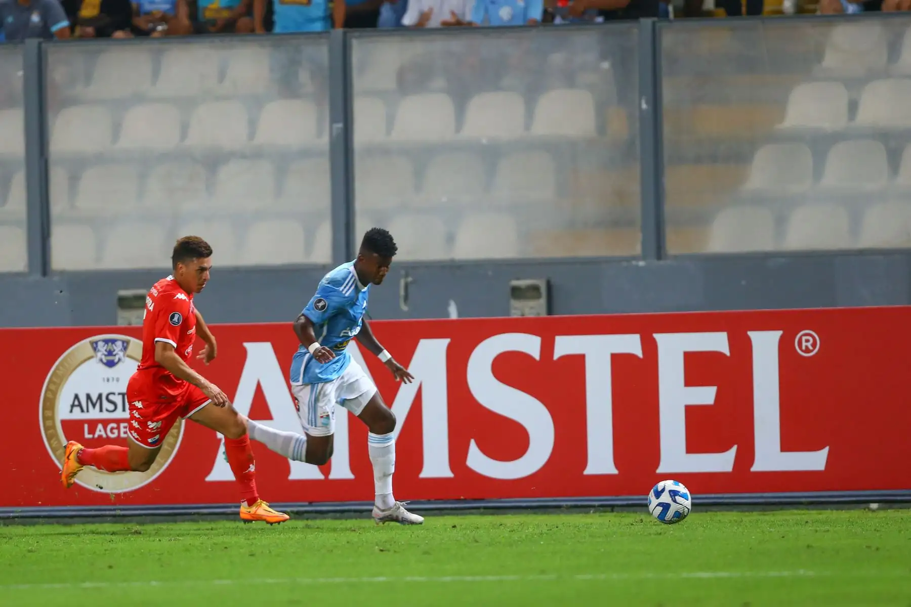 Sporting Cristal  se enfrenta al Nacional de Paraguay por la fase 2 de la Copa Libertadores 2023. 
Foto:ANDINA/Eddy Ramos