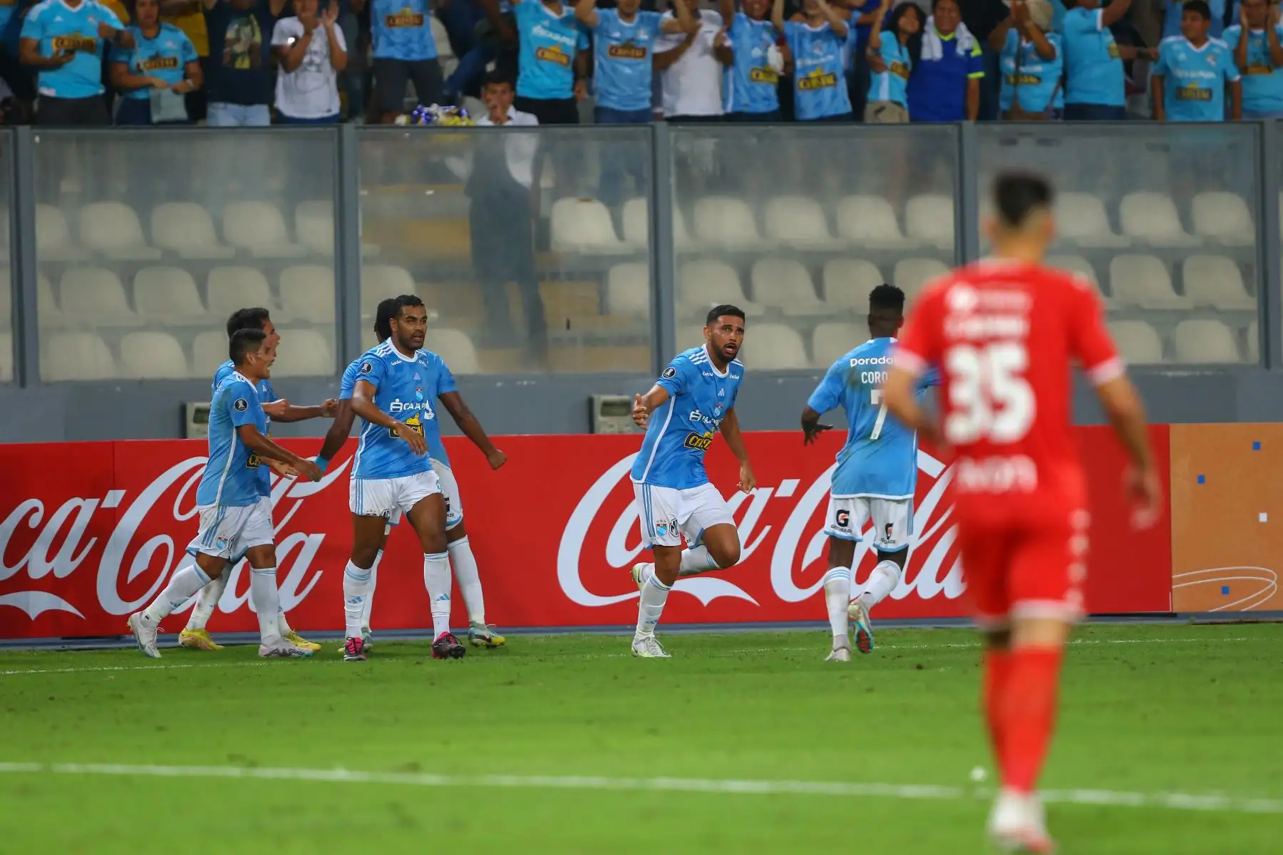 Sporting Cristal  se enfrenta al Nacional de Paraguay por la fase 2 de la Copa Libertadores 2023. 
Foto:ANDINA/Eddy Ramos