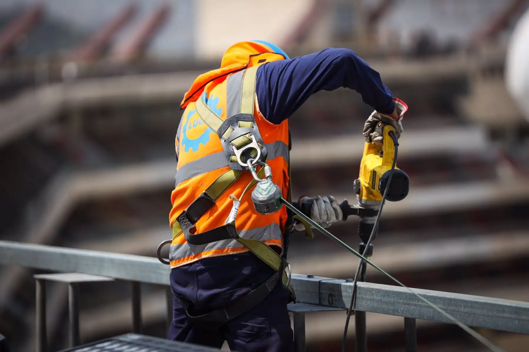 Universitario de Deportes utilizó sus redes sociales para dar a conocer la instalación de las luces en el coloso "crema”. Los trabajos de instalación se encuentran en pleno proceso y según informaciones, en los próximos días habrá una prueba de la nueva iluminación.
Foto: ANDINA/Universitario