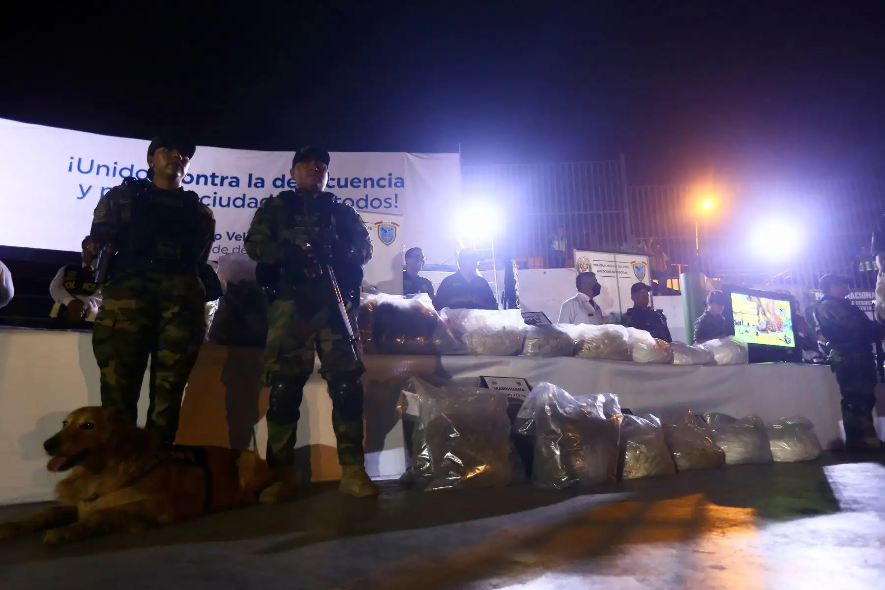 El Ministerio del Interior y la Policía Nacional presentarán los resultados de operativos policiales realizados  y artículos incautados durante la última semana.

Foto: ANDINA/Ricardo Cuba