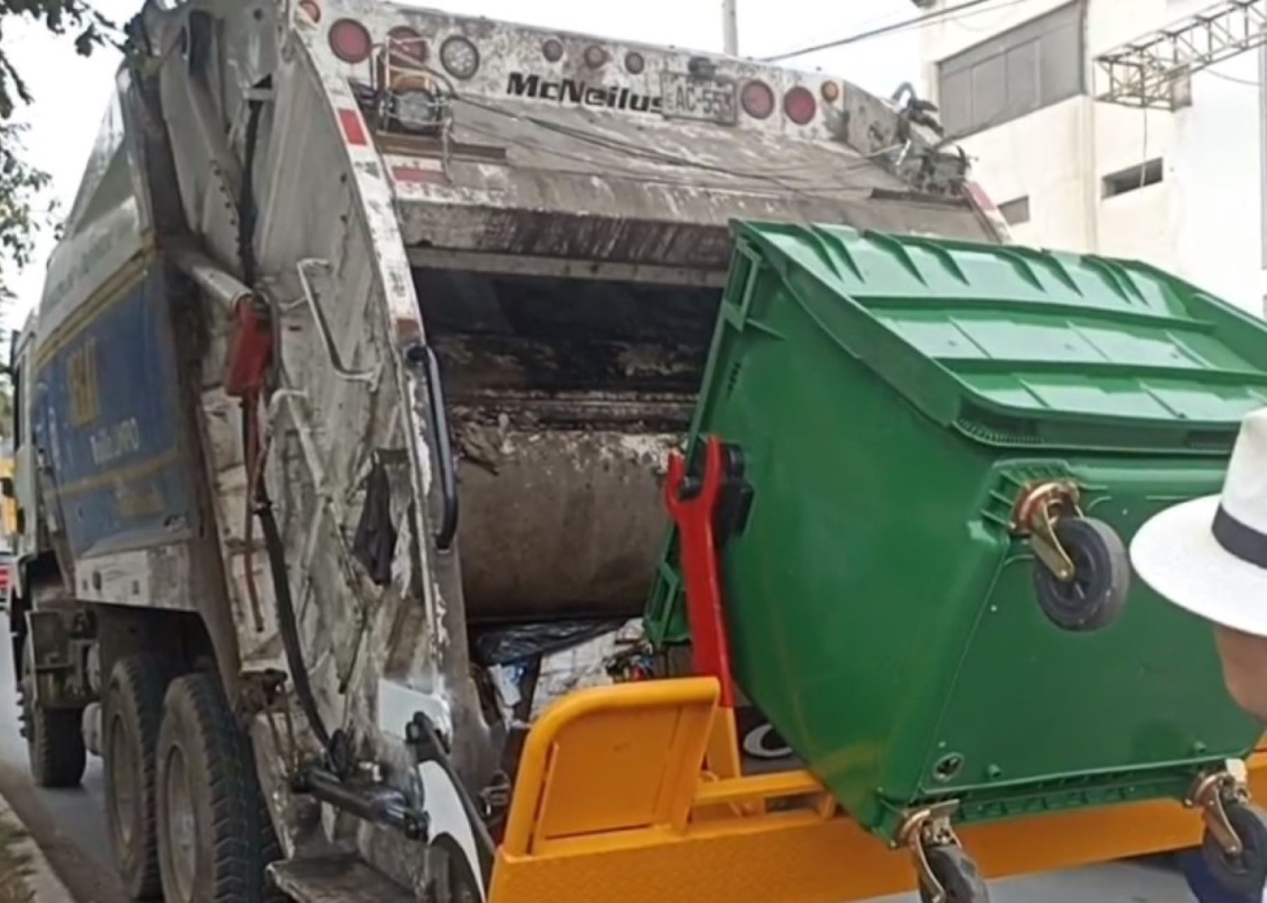 Municipalidad provincial de Trujillo adquirirá contenedores para mejorar el recojo de residuos sólidos en la capital de La Libertad.