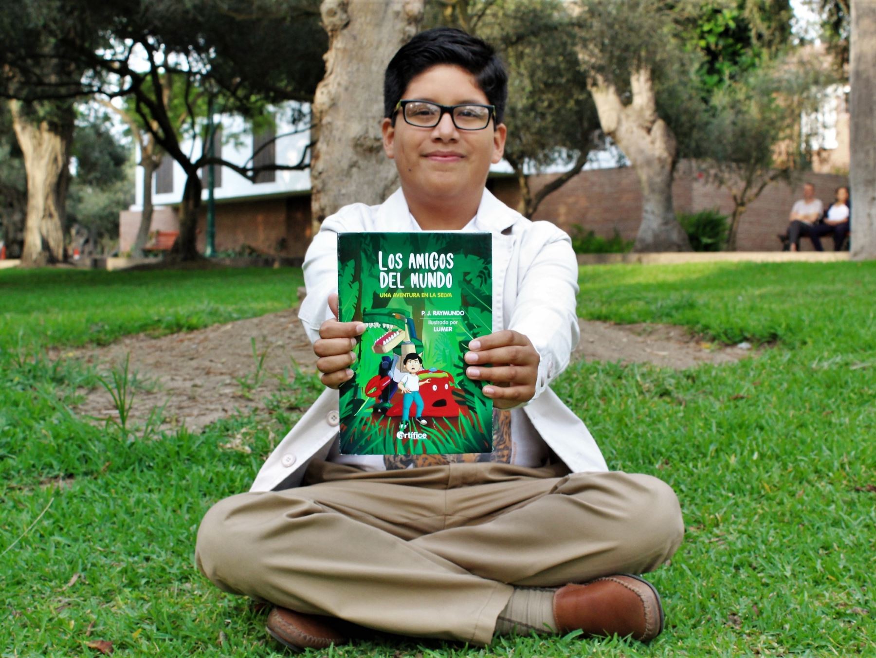 Raymundo se convierte en uno de los autores más jóvenes del Perú y en la I Feria Internacional del Libro de La Libertad presentará su libro "Los amigos del mundo. Una aventura en la selva". ANDINA/Difusión