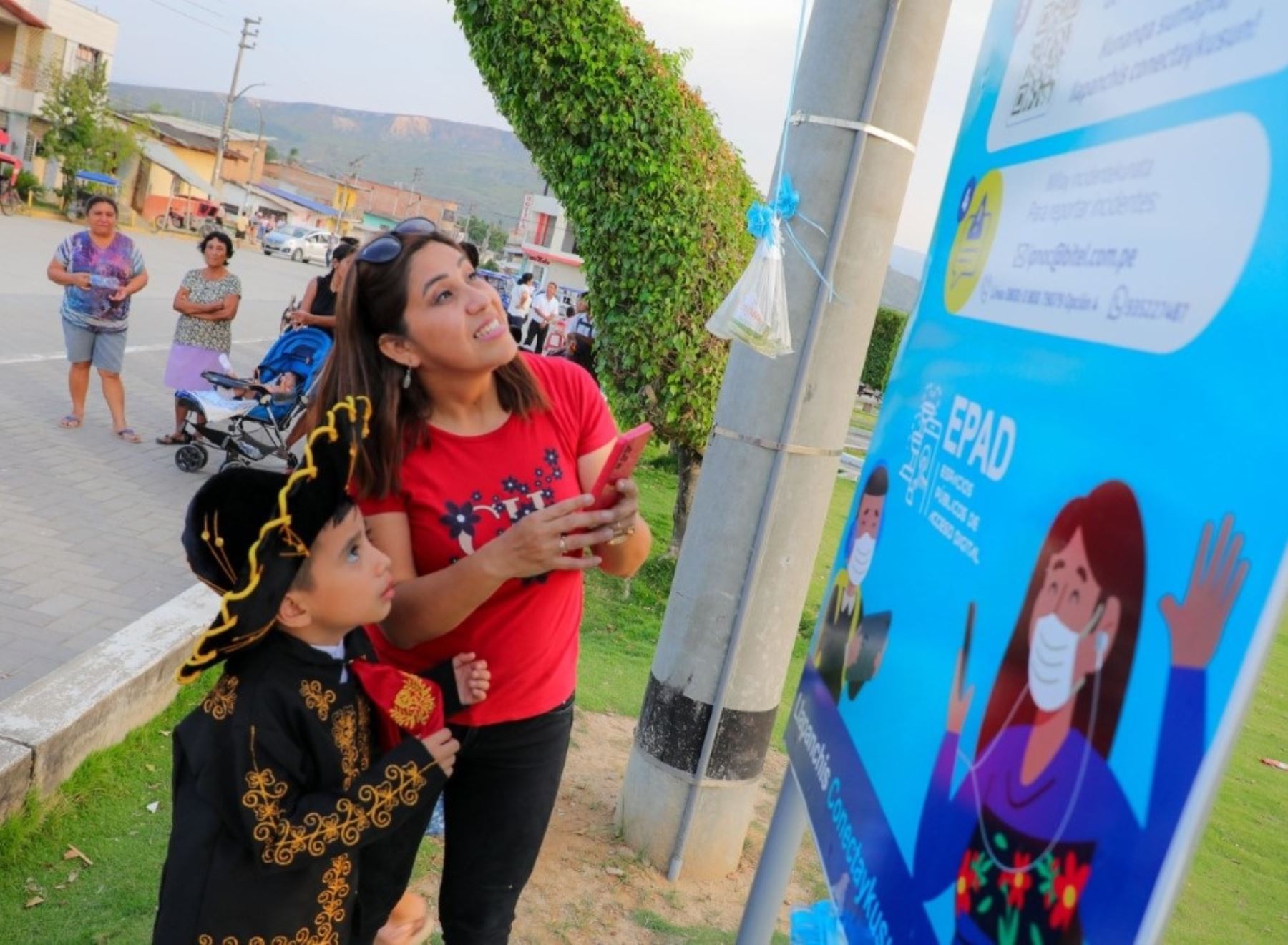 El MTC implementará "Plaza WiFi" para el acceso gratuito de internet en 90 zonas rurales de Piura y Tumbes.