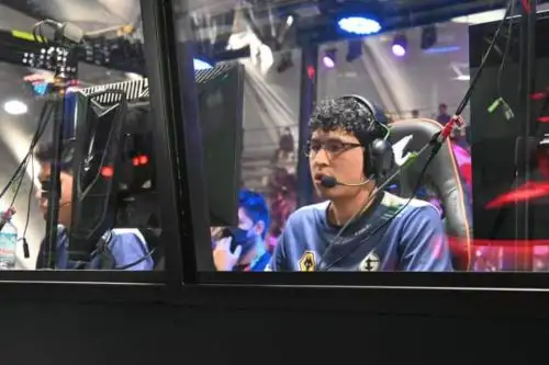El equipo peruano-boliviano "Evil Geniuses" llega hasta los cuartos de final, en donde tendrá que enfrentar a Shopify Rebellion. Foto: LGW