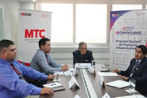 El Ministerio de Transportes y Comunicaciones, a través de Promovilidad, se reunió con 22 alcaldes provinciales en los últimos dos meses para poner a disposición de los gobiernos locales los recursos técnicos que permitan diseñar planes de movilidad urbana sostenible en sus ciudades y sobre gestión de tránsito.