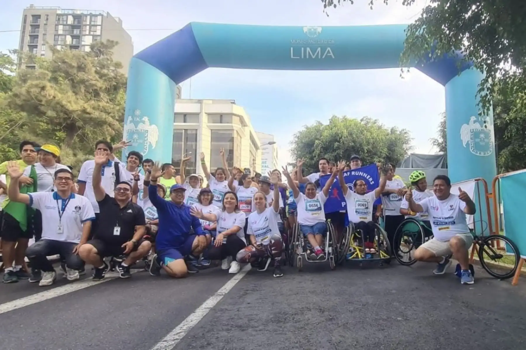 Carrera 5k Lima Corre por el Día Internacional de la Mujer, donde participan personas con discapacidad física, auditiva, visual, tanto para damas y varones.

Foto: ANDINA/Difusión