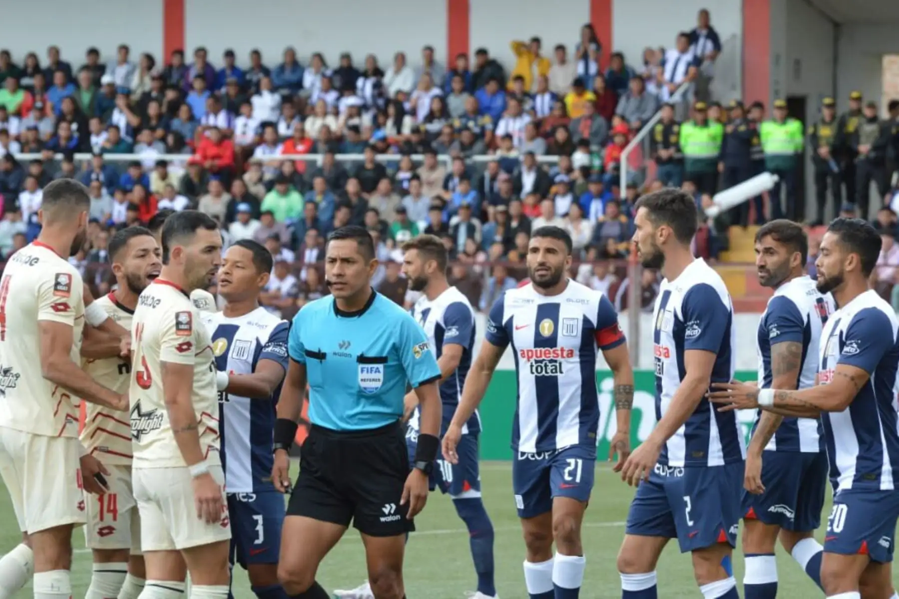 Alianza Lima enfrenta al UTC en el estadio Héroes de San Ramón de Cajamarca  en partido válido por la sétima fecha del Torneo Apertura de la Liga 1.
Foto: ANDINA/Difusión