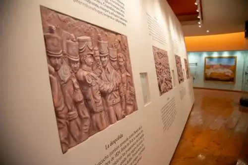 Se han intervenido todos los ambientes del museo: la Casa de la Capitulación, sala de ventas y promoción artesanal, oficina de control, administración, recepción de visitantes, sala de exposición de material bélico, sala de exposición de arte popular y dos patios posteriores.