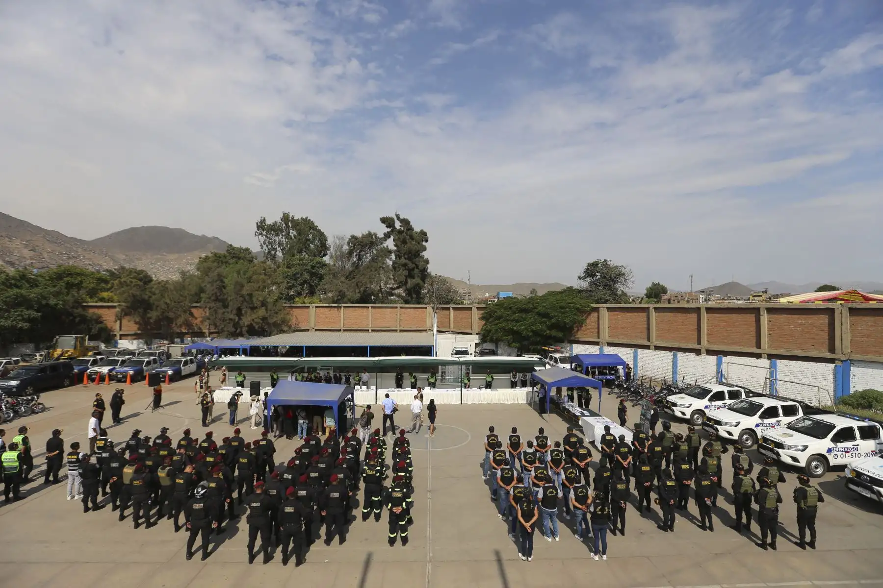 En el Parque Huiracocha de San Juan de Lurigancho, se realizó la presentación de resultados de operativos policiales por la seguridad ciudadana, con la participación del Ministerio del Interior, Vicente Romero; el comandante general de la Policía Nacional, Raúl Alfaro; el jefe de la Región Policial Lima, general PNP Víctor Zanabria, entre otras autoridades. Foto: ANDINA/Tatiana Gamarra