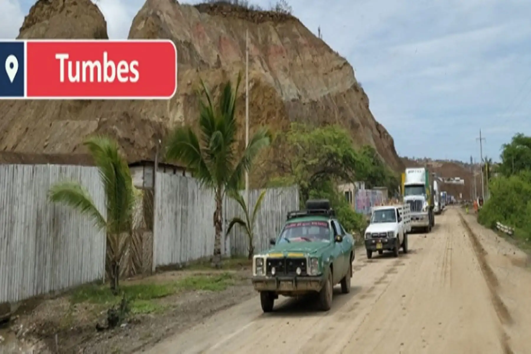 Las fuertes lluvias que caen en Tumbes han dañado vías de comunicación, campos de cultivo y escuelas.
