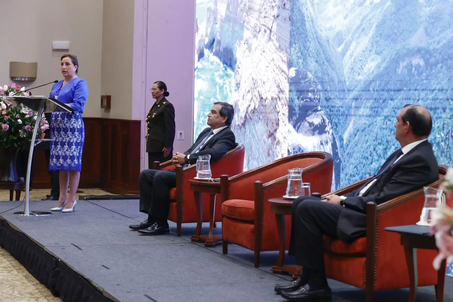 Presidenta Dina Boluarte participa en la ceremonia de transferencia de la presidencia del nuevo consejo directivo 2023-2025 de la Confiep.
Foto: ANDINA/Presidencia Perú
