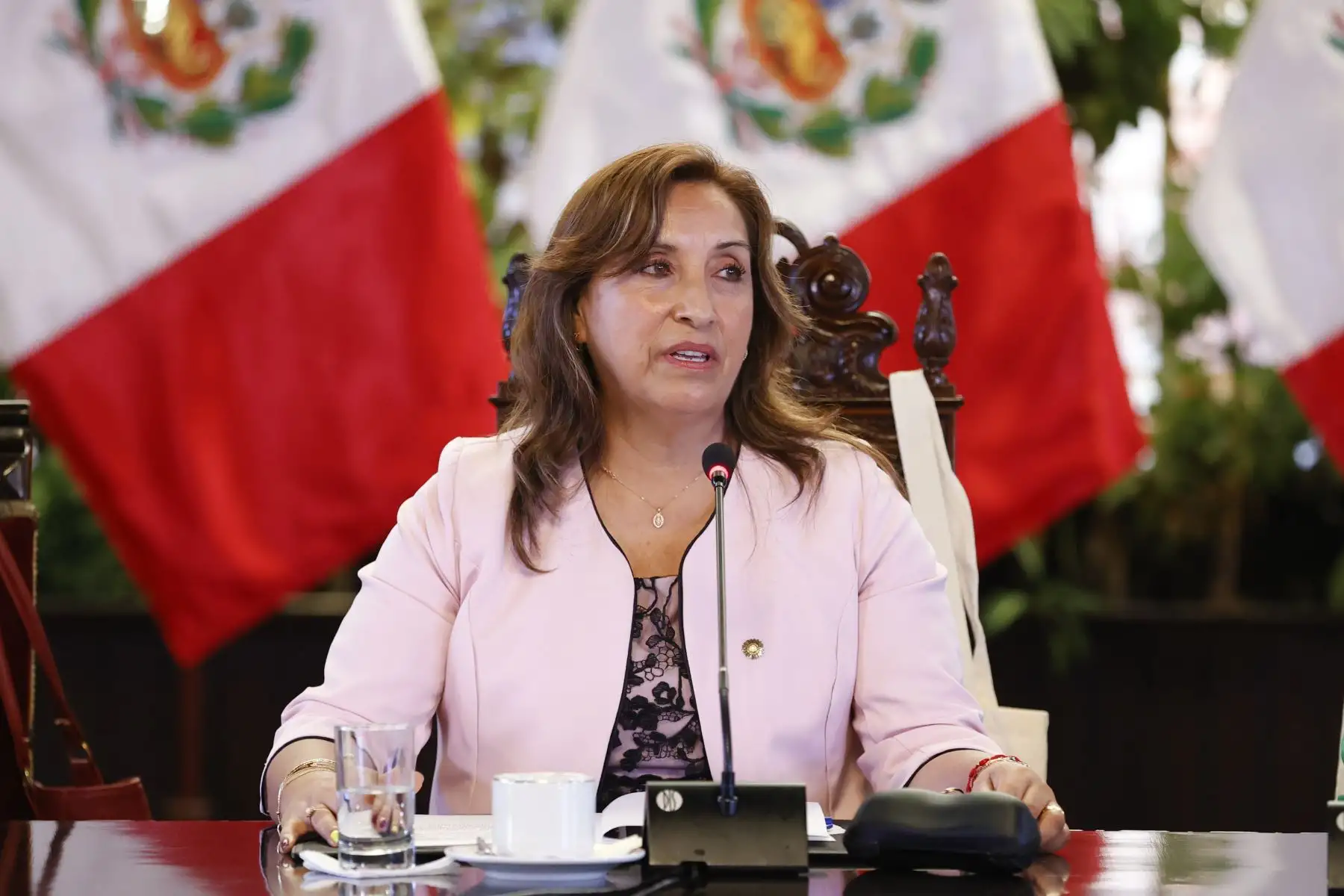 Jefa de Estado participó en reunión de trabajo junto a mujeres autoridades, y representantes de organizaciones sociales e instituciones castrenses con motivo del Día Internacional de la Mujer.
Foto: ANDINA/Presidencia Perú