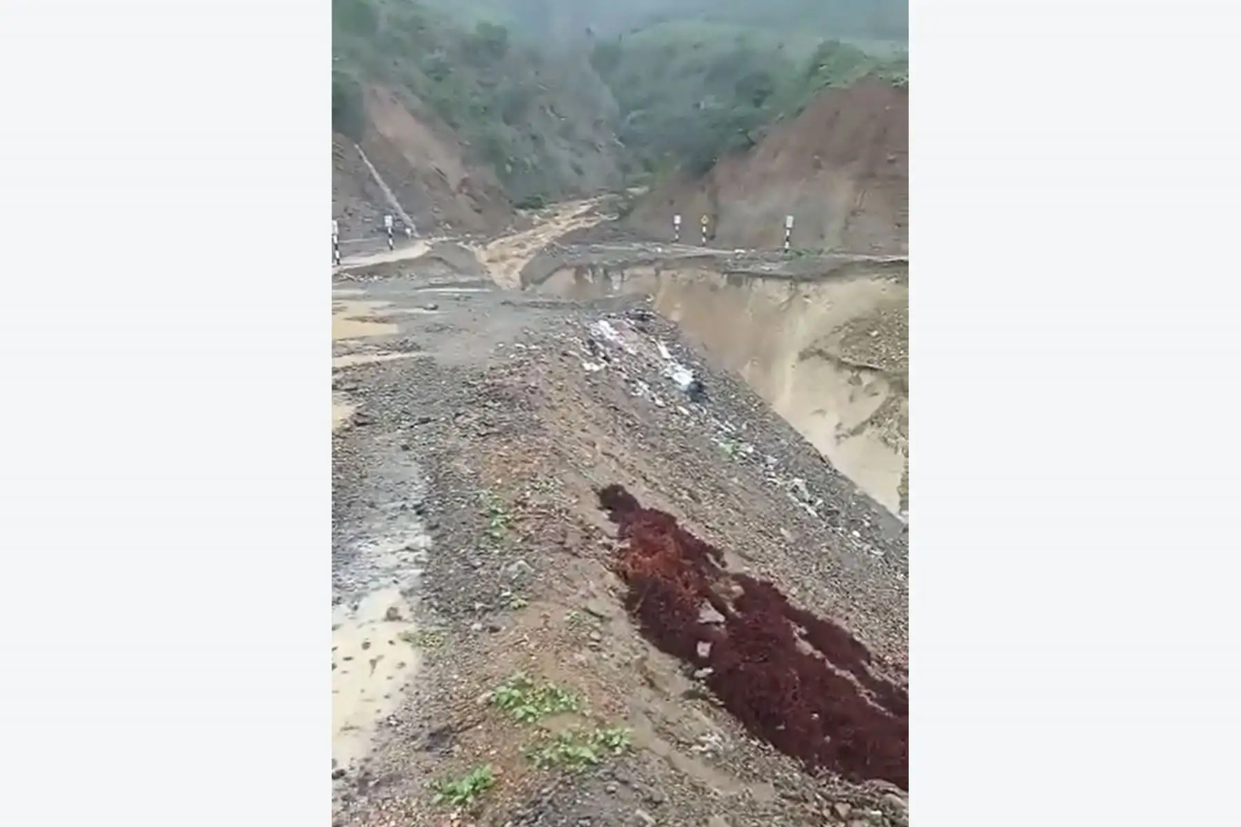 A las 17:30 horas de hoy se registró un huaico en el distrito liberteño de Cascas, como consecuencias de las intensas lluvias. Foto: ANDINA/Difusión