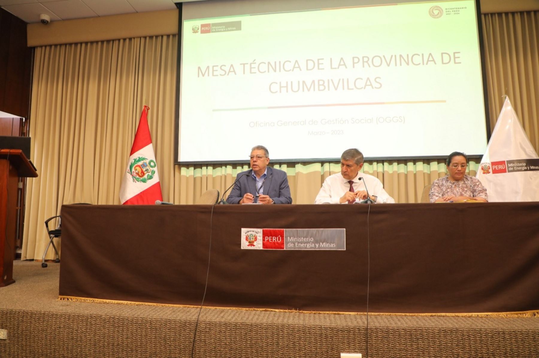 Funcionarios del Gobierno dialogaron con representantes de la provincia de Chumbivilcas, Foto: Cortesía..