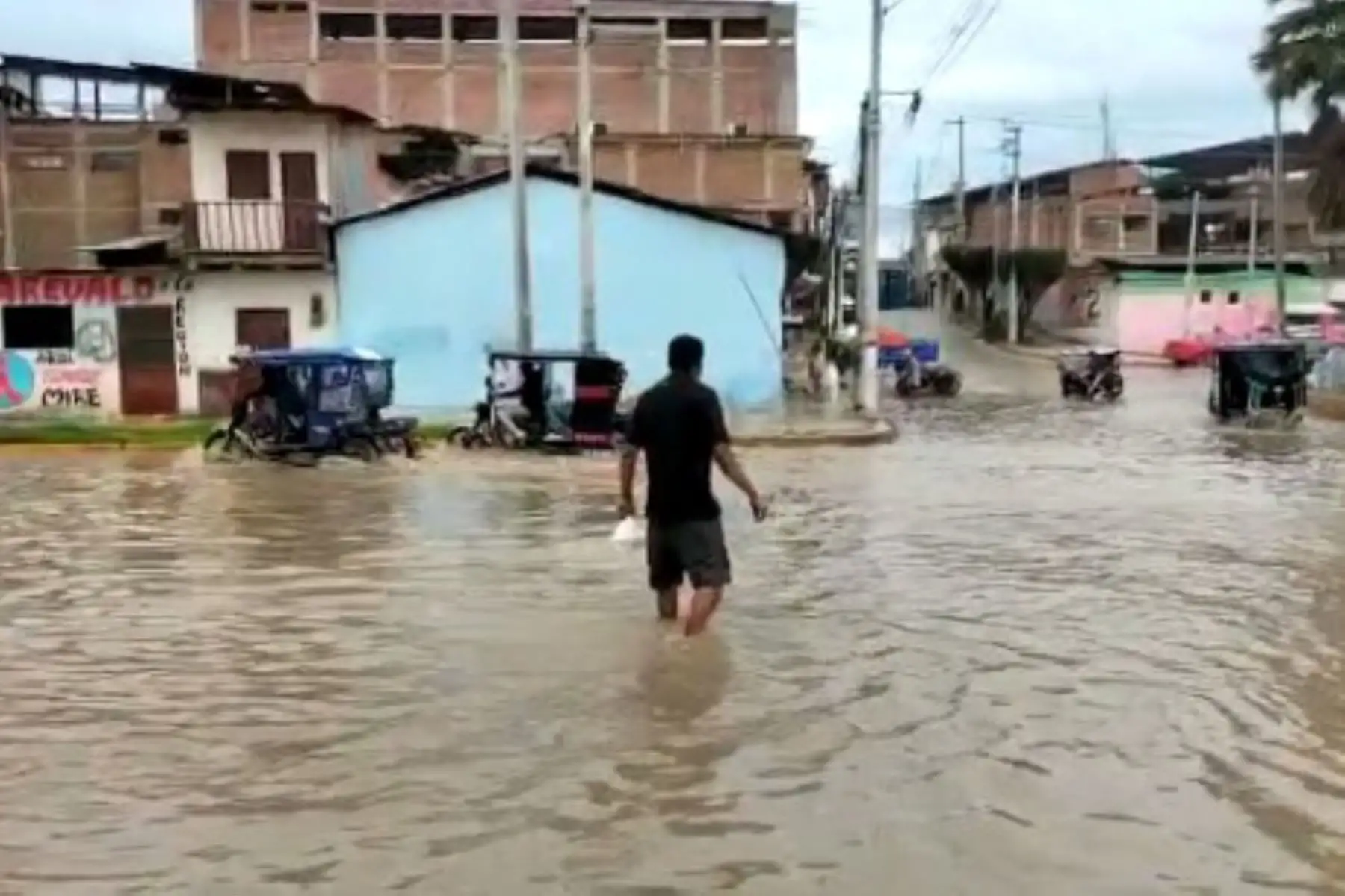 Lluvias de moderada a extrema intensidad afectarán a 22 departamentos de la Costa y Sierra desde mañana domingo 12 de marzo, advirtió el Servicio Nacional de Meteorología e Hidrología (Senamhi). Foto: ANDINA.