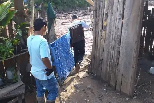 Más de 10 viviendas inundadas, 30 familias afectadas y otras dos familias que perdieron todos sus bienes es el resultado del desborde del río Entaz y sus afluentes, como consecuencia de las intensas lluvias que se registran en el distrito de Villa Rica ubicado en la provincia de Oxapampa de la región Pasco.
