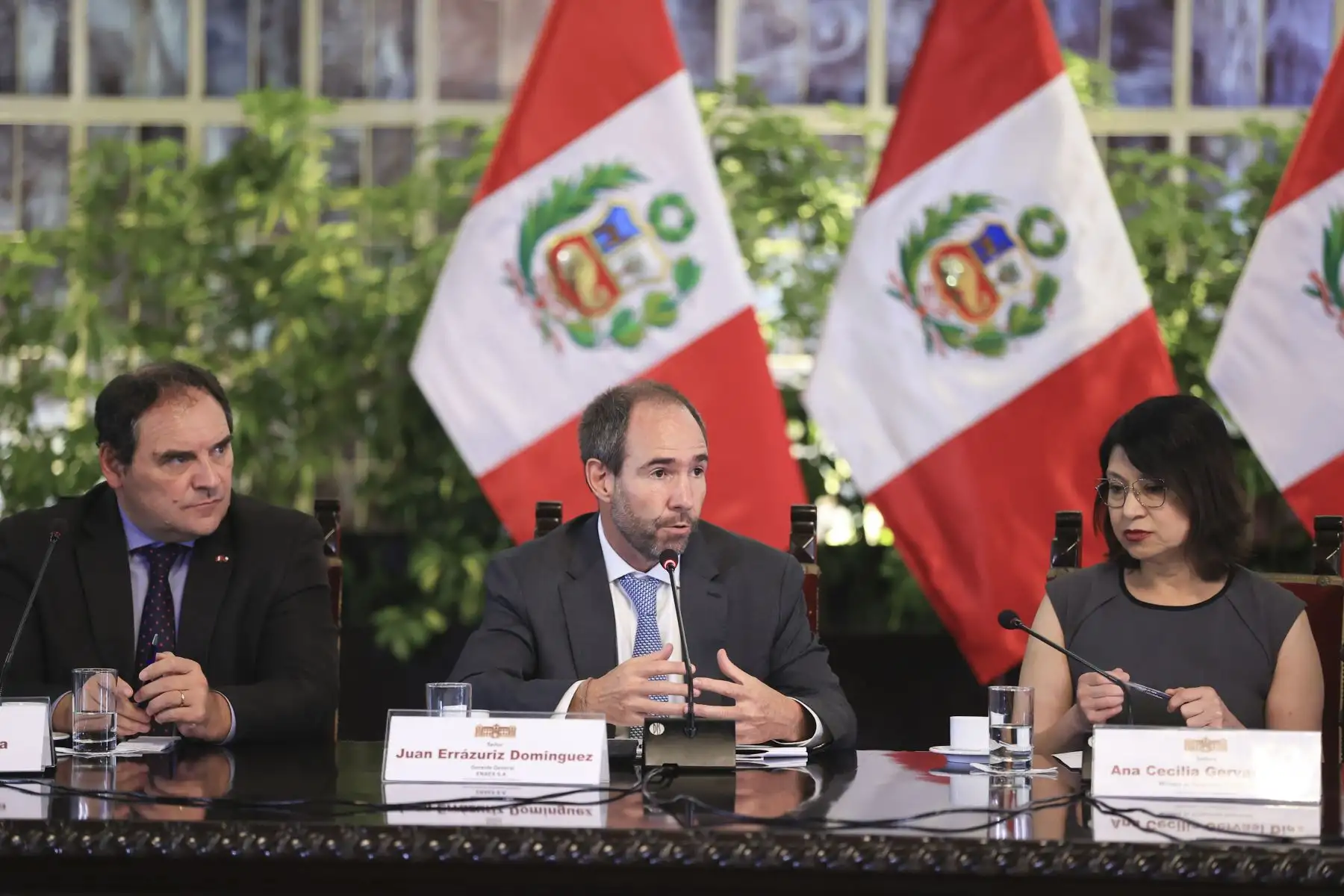 Presidenta Dina Boluarte sostuvo reunión de trabajo con el Consejo Empresarial Chileno-Peruano de manera presencial luego de 3 años. La cita tuvo lugar en el Palacio de Gobierno.
Foto: ANDINA/Presidencia Perú