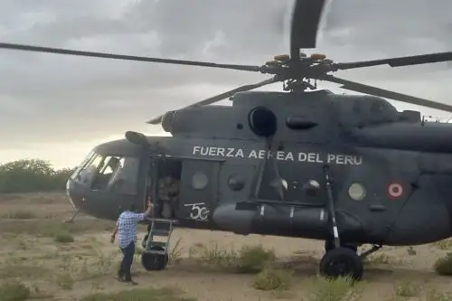 Personal de tropa la Sétima Brigada de Infantería de Lambayeque apoya en la evacuación de familias. Foto: ANDINA/Difusión