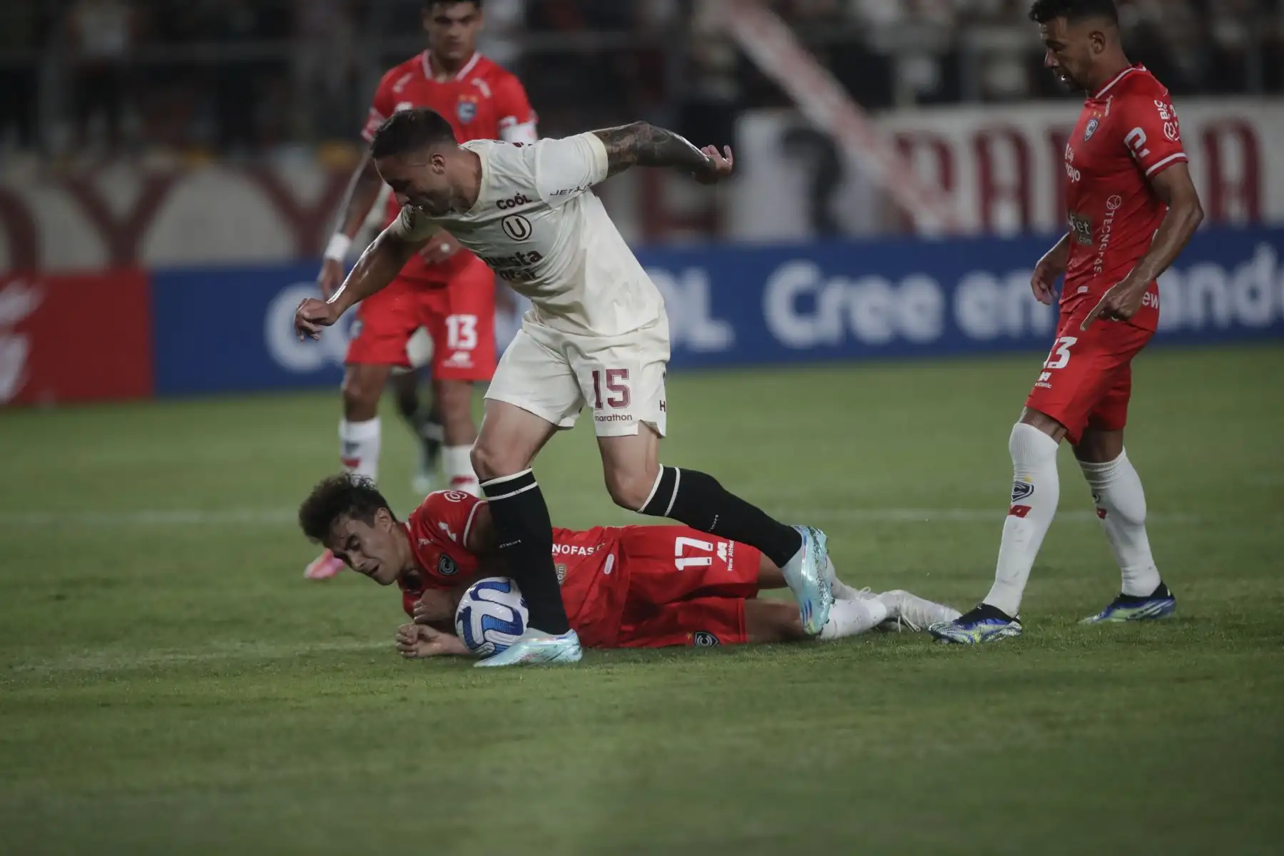 Universitario de Deportes enfrenta a  y Cienciano por la Copa Sudamericana en el estadio Monumental.
Foto:ANDINA/Juan Carlos Guzmán