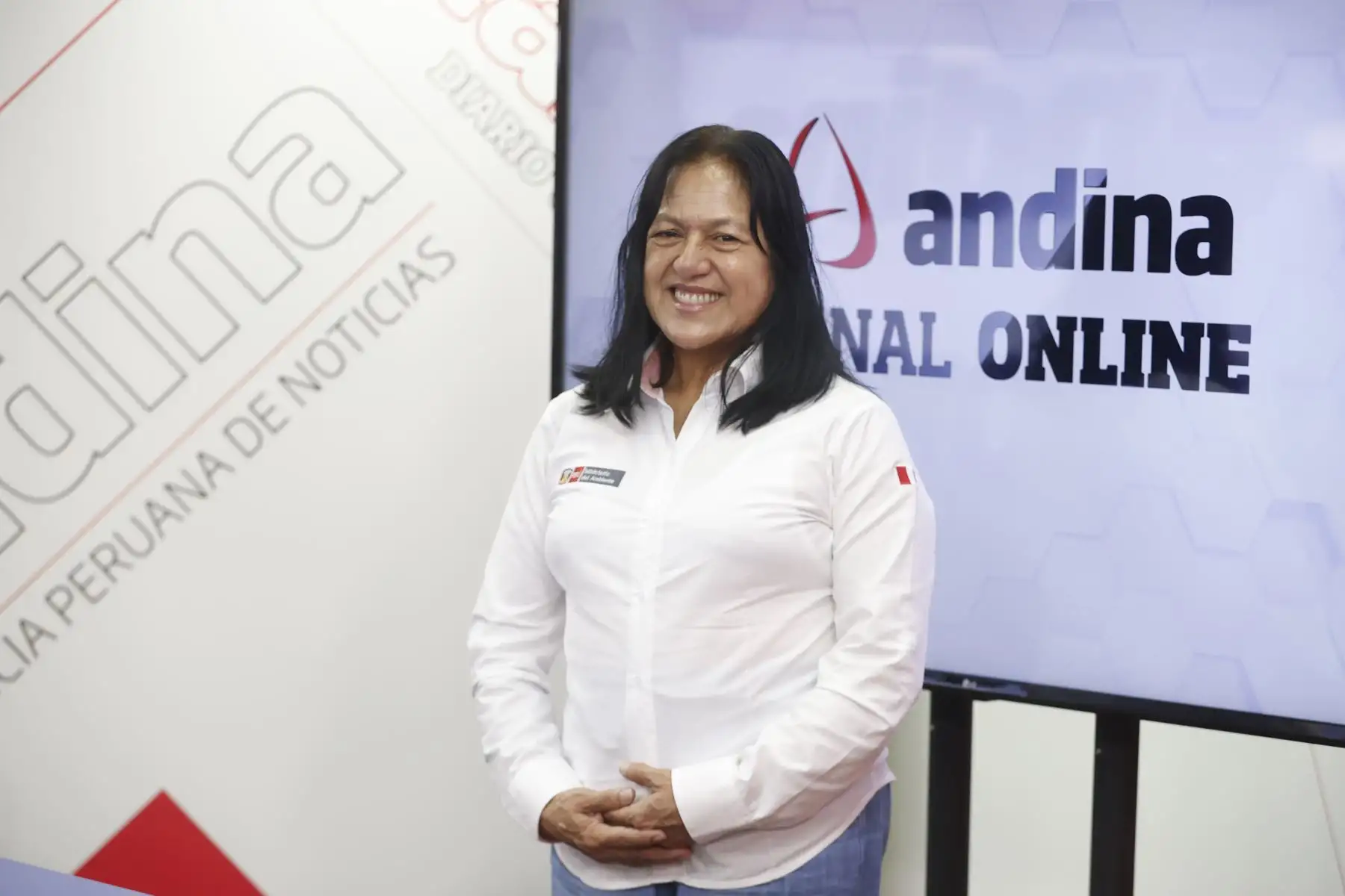 Entrevistamos a la ministra del Ambiente, Albina Ruiz. Conversamos sobre la coyuntura actual, cómo actúa el sector frente a riesgos de desastres, inundaciones, deslizamientos, incendios forestales, la Gran Cruzada Verde que impulsan, la intervención de Perú en la conservación de los océanos, entre otros temas #AndinaCanalOnline. Foto: ANDINA/Vidal Tarqui