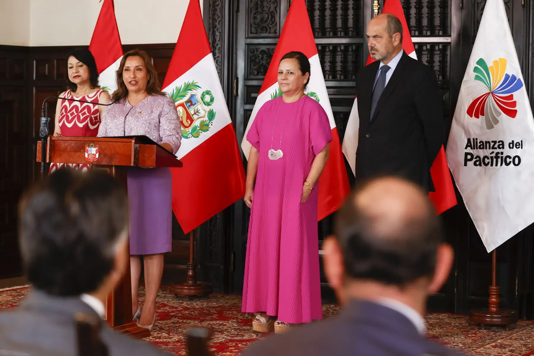 La presidenta Dina Boluarte se reúne con los integrantes del Consejo Empresarial de la Alianza del Pacífico, en Palacio de Gobierno.
 Foto: ANDINA/Prensa Presidencia